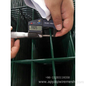 PVC Galvanized security wire mesh fence metal